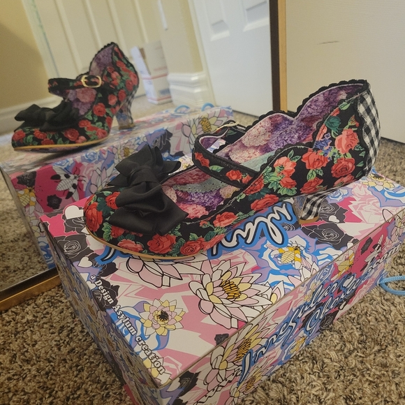 EUC Irregular Choice Summer Breeze Red Floral/Black & White Gingham Heels EU 40 - Picture 4 of 8